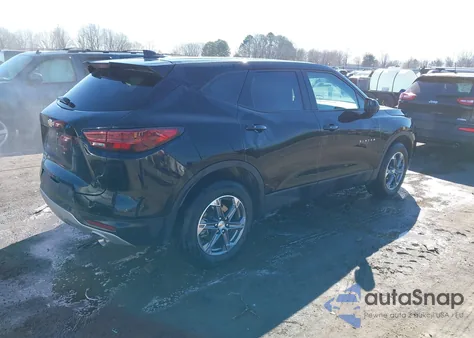 2023 Chevrolet Blazer Awd 2Lt z USA, uszkodzony, nr VIN 3GNKBHR44PS192878